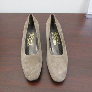Vintage Salvatore Ferragamo Nutina Sasso Suede Heels Women's Size 7.5